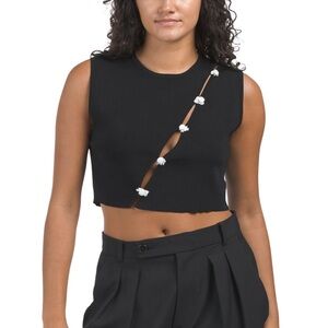 Zara  cropped top with asymmetrical buttons front. Fits like a medium.